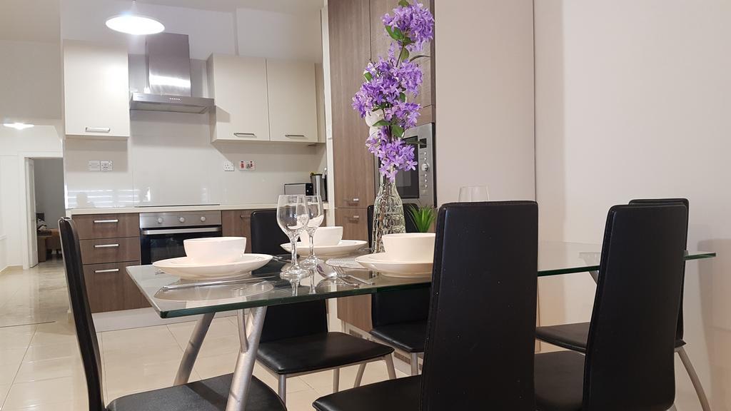 Spinola Seafront Apartment Saint Julian's Eksteriør bilde